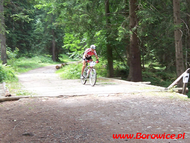 MTB_Maraton_Borowice.pl_Przesieka.pl_2007.07.21_Bufet_Mostek_Myja_08