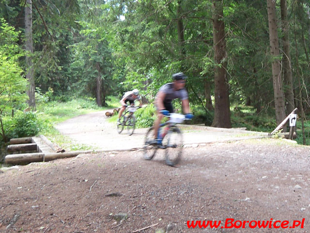 MTB_Maraton_Borowice.pl_Przesieka.pl_2007.07.21_Bufet_Mostek_Myja_09