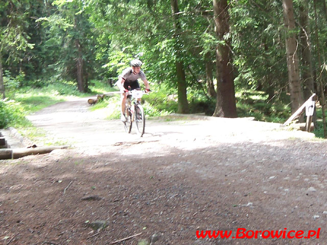 MTB_Maraton_Borowice.pl_Przesieka.pl_2007.07.21_Bufet_Mostek_Myja_10