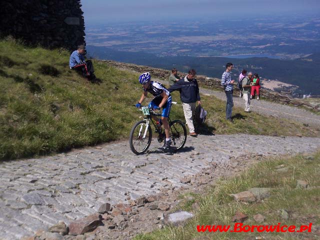 Sniezka_up_hill_2007.08.05_www.Borowice.pl_300